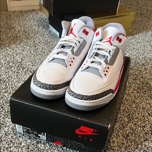 Jordan Retro 3 - Picture 1 of 7